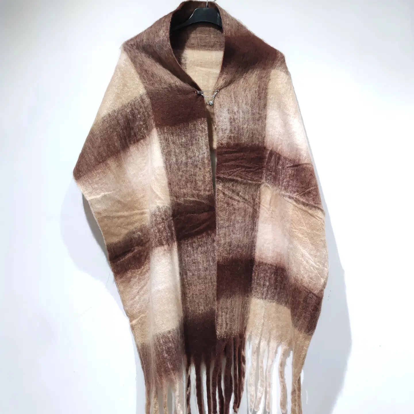 Écharpe à motif géométrique – Collection Automne-Hiver 2026